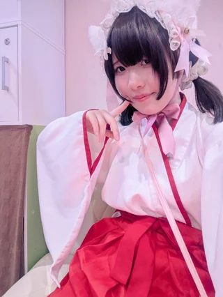 夢川 ひな