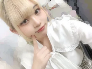 にこ