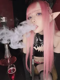 サキュバスちゃんが作る煙でゆったりと過ごしませんか――🎵