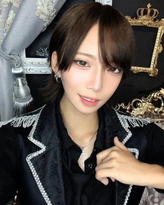 千綾 