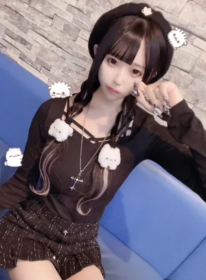 しあ