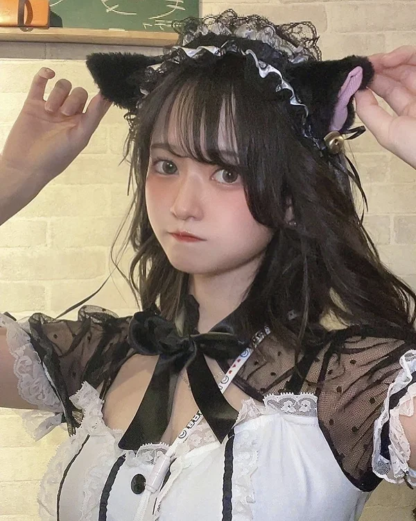 推しは推せる時に推せっ！のころもさん