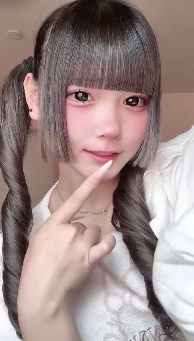 すずちさんの画像1枚目