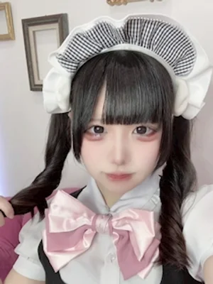 みい