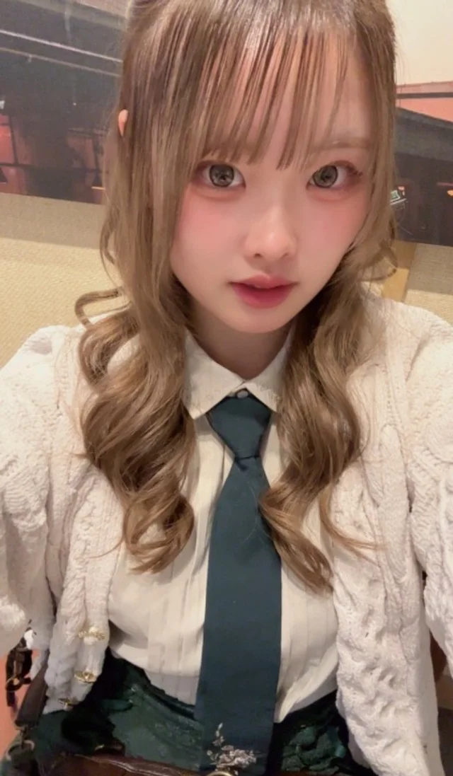 新人メイドさんの画像1枚目