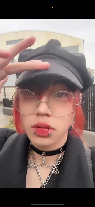 なな