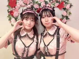 ♡まるで苺スイーツなメイド衣装♡
