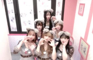 女の子同士が仲良し♡