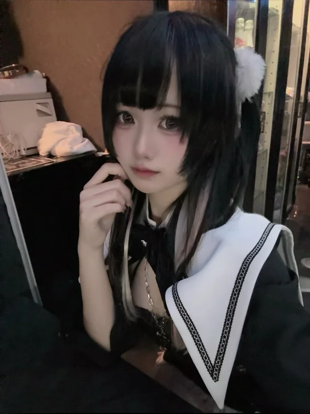 兎闇ななさんの画像2枚目
