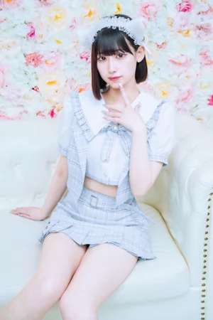 みと
