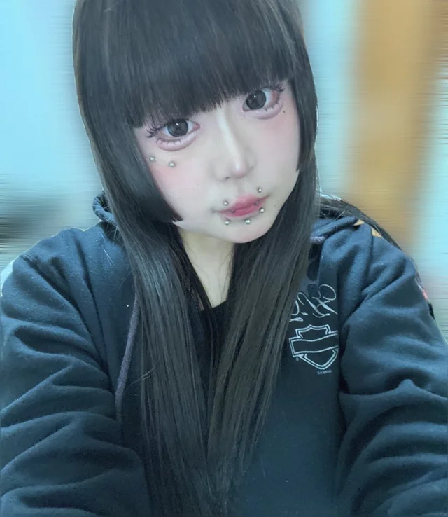 マユリさんの画像2枚目