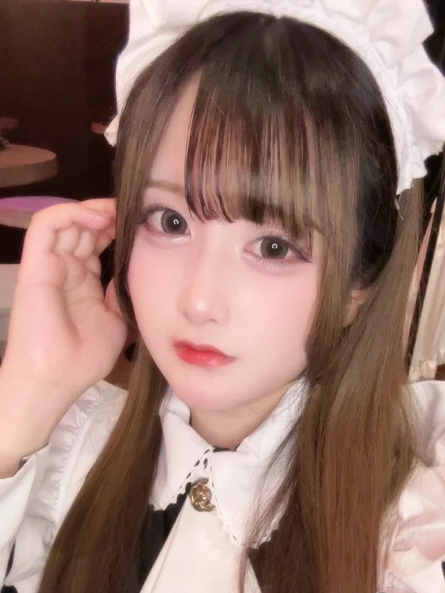 ひなのさんの画像1枚目