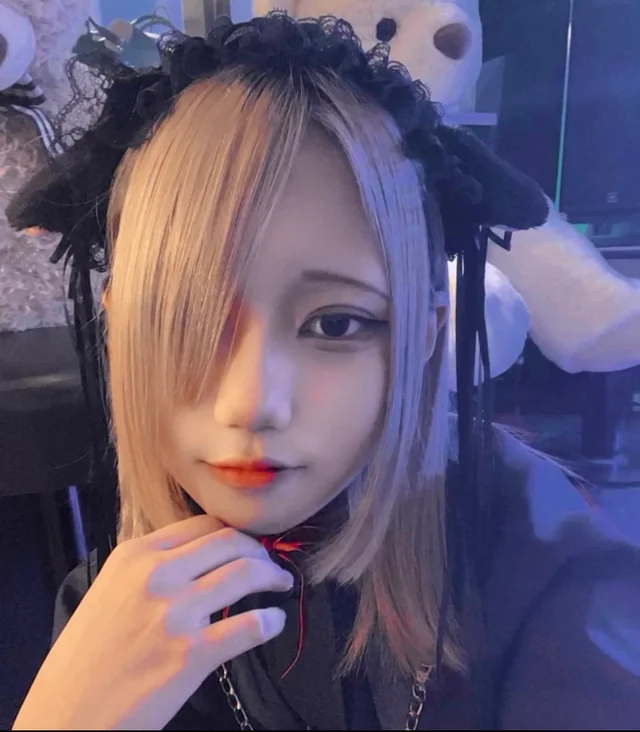 リリサさんの画像2枚目