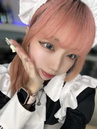 ピンク髪クラシカル