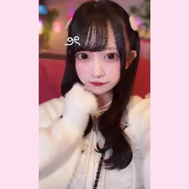 ここな 🍯はにーないと姫路本店🍯さんの画像2枚目