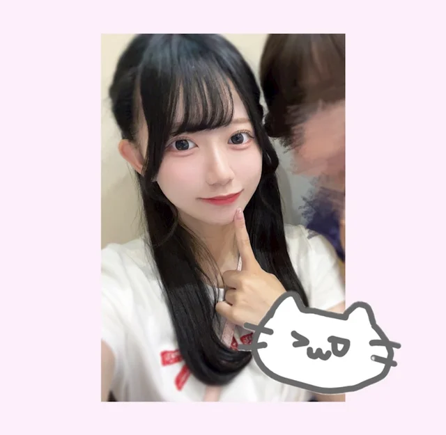 ここな 🍯はにーないと姫路本店🍯さんの画像3枚目