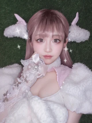ひなのさんの画像