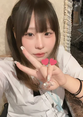 はち（20）当店の看板娘!!