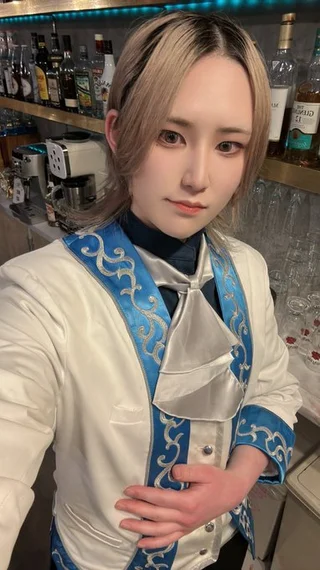 つき