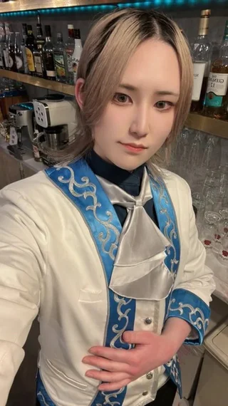 つき
