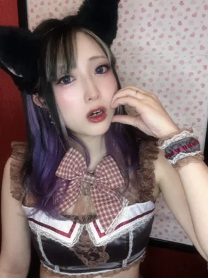 つきの
