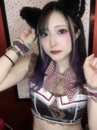 つきの