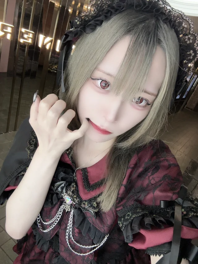 逆巻ねりさんの画像2枚目