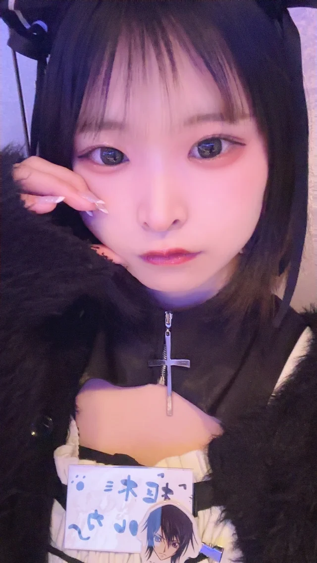 枢木ルカさんの画像2枚目