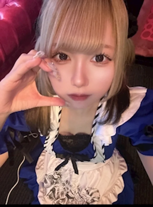 ひなのさんの画像1枚目