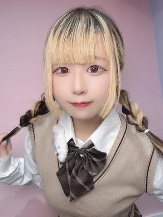 なつめ ︎︎紅茶の妖精