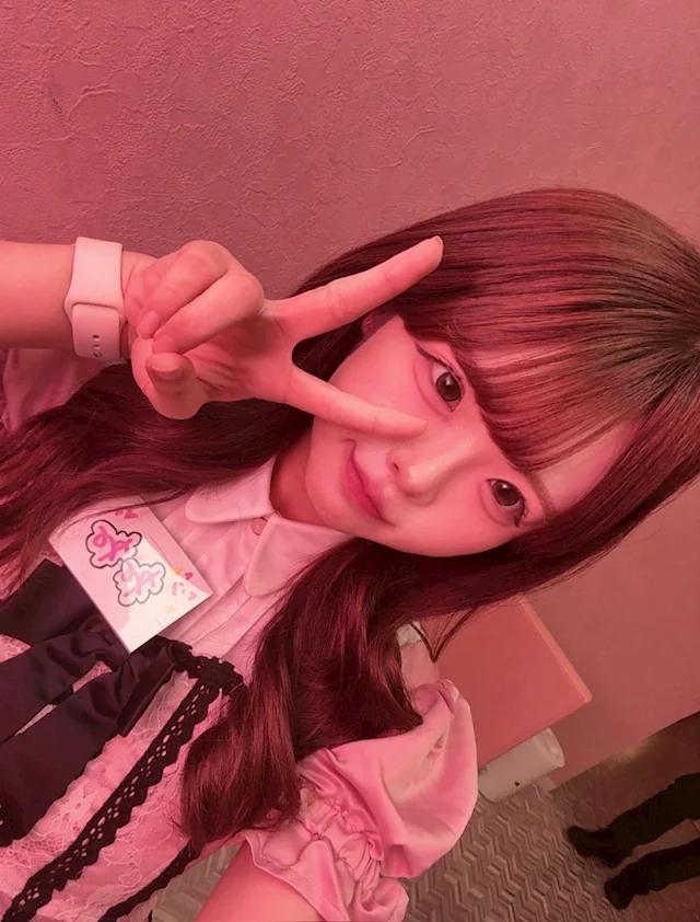 ねね🩷ぴんもん梅田店さんの画像1枚目