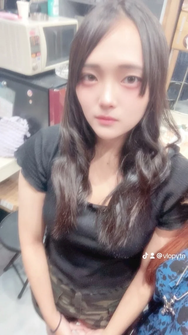 ゆな🩷ぴんもん梅田店さんの画像2枚目