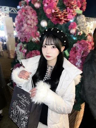 みい
