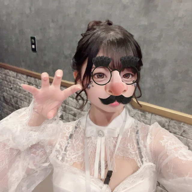 こはねさんの画像2枚目