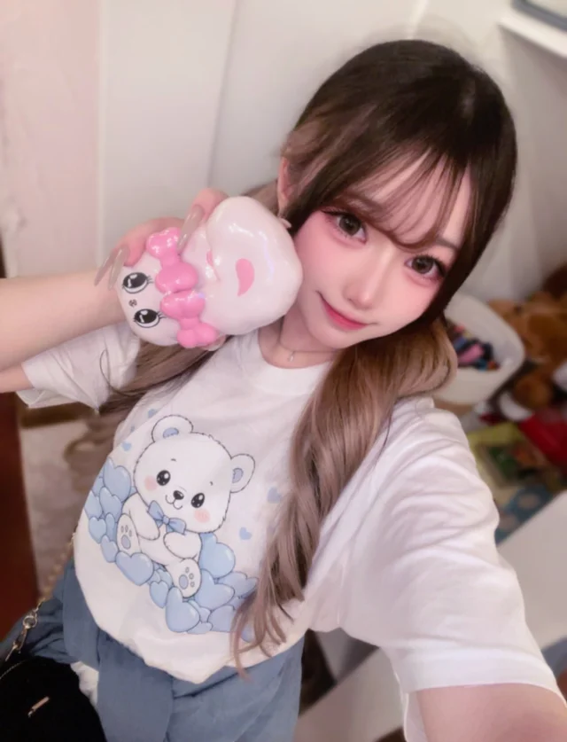 いおりちゃんさんの画像2枚目