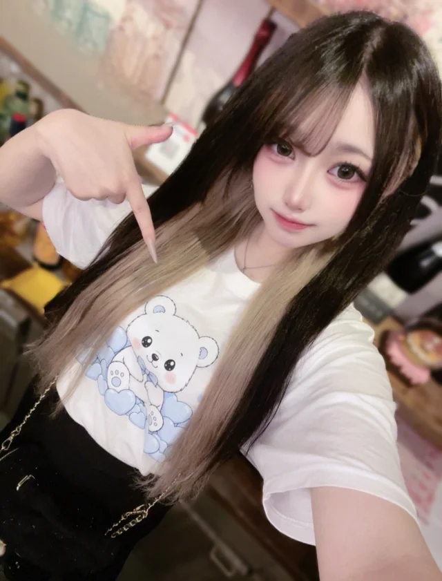 いおりちゃんさんの画像3枚目