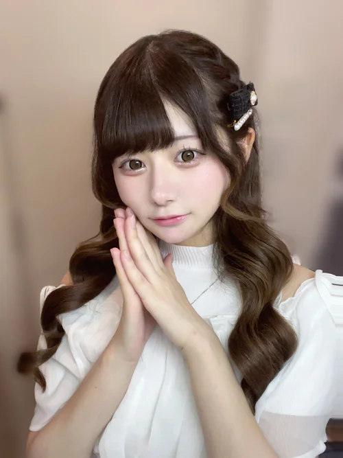 TIARA DOLL (ティアラドール)