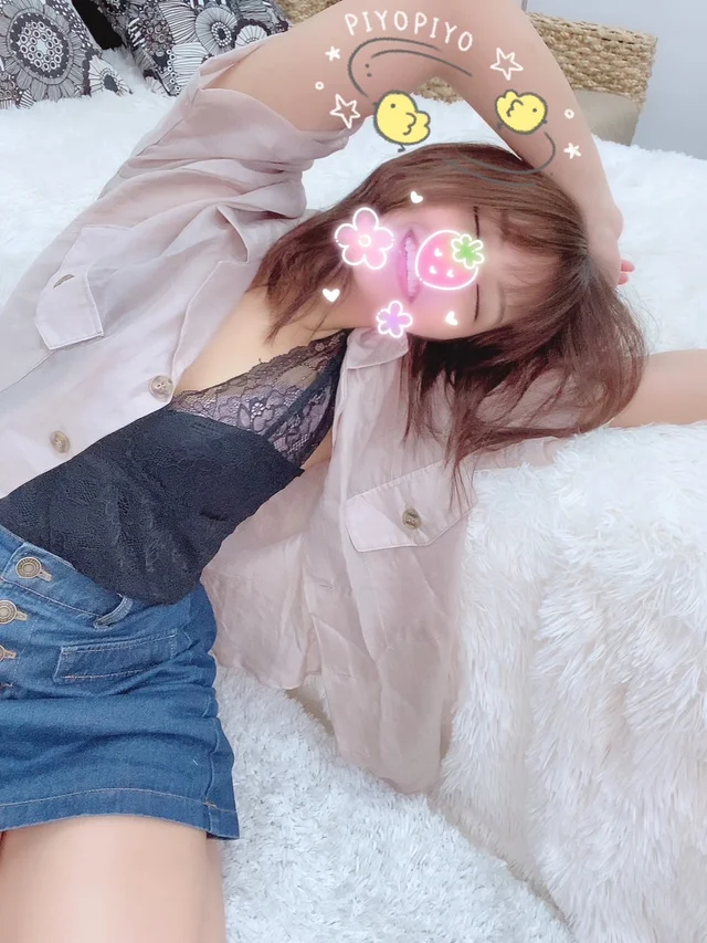 ひなこさんの画像2枚目