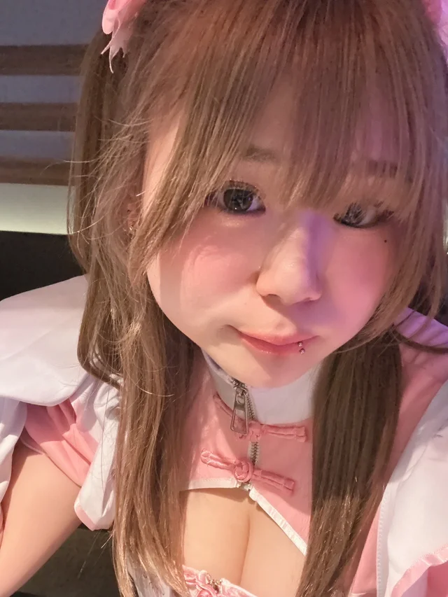 あずささんの画像2枚目
