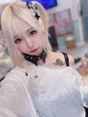みさ