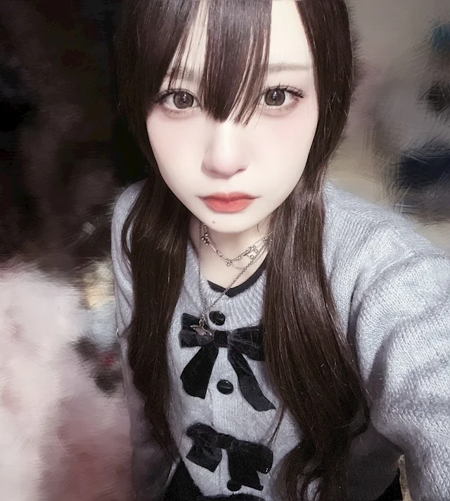 絢さんの画像2枚目
