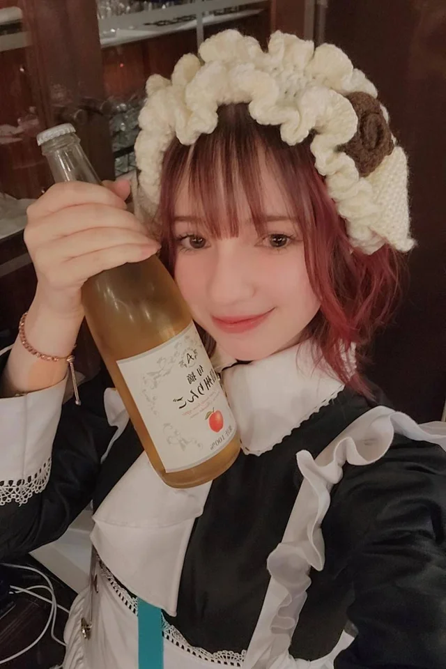 イーシャさんの画像3枚目