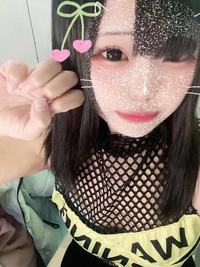 そら🌿JUNGLE NEON💜さんの画像1枚目