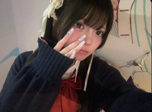 ひなのさんの画像2枚目