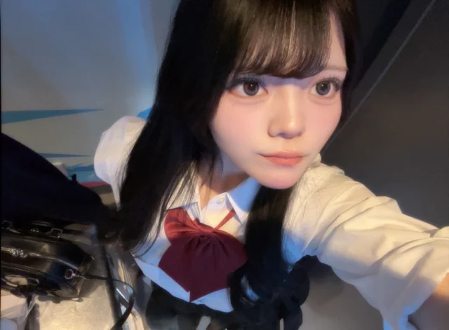 ひなのさんの画像3枚目