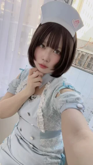 なゆナース