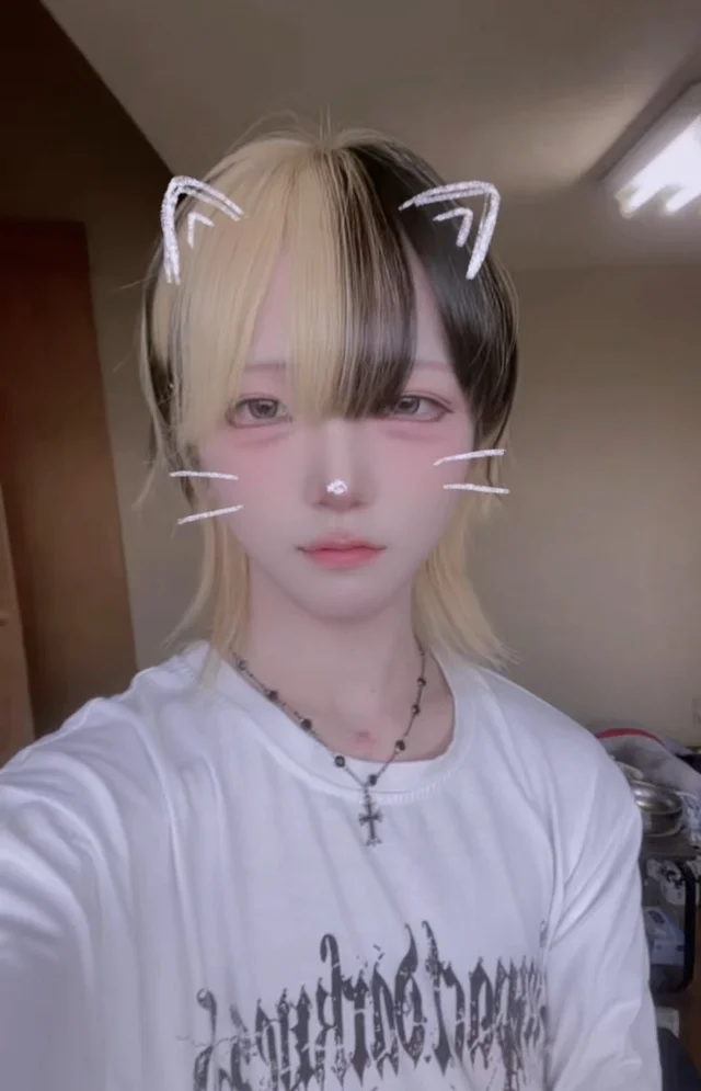 百さんの画像2枚目