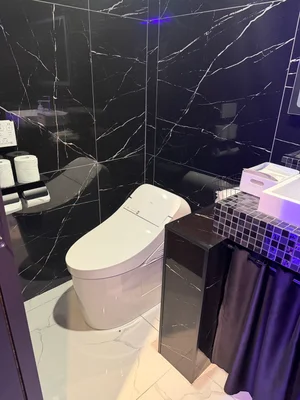 キャスト専用トイレも完備