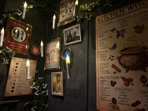 オシャレな店内で魔法のお給仕♡