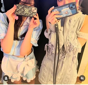 好きなコスプレ、髪色やネイルも自由☆